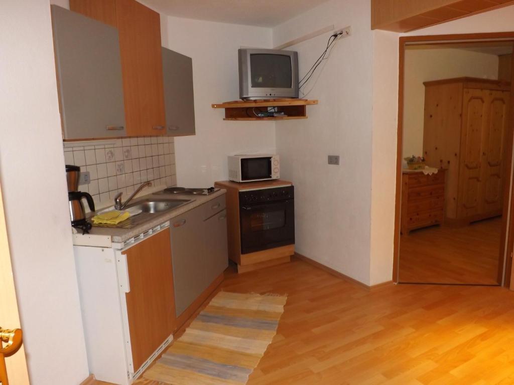 Appartementhaus Sabine Kotschach-Mauthen Zimmer foto
